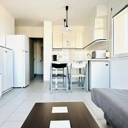 3140 Rocmar 7 5-a, Excelente Situacion Frente Al Puerto Pesquero Y Con Vista A La Bahia. Ultima Planta Del Edificio. Gran Parking Publico Delante. - Es-258-9 Appartement Roses